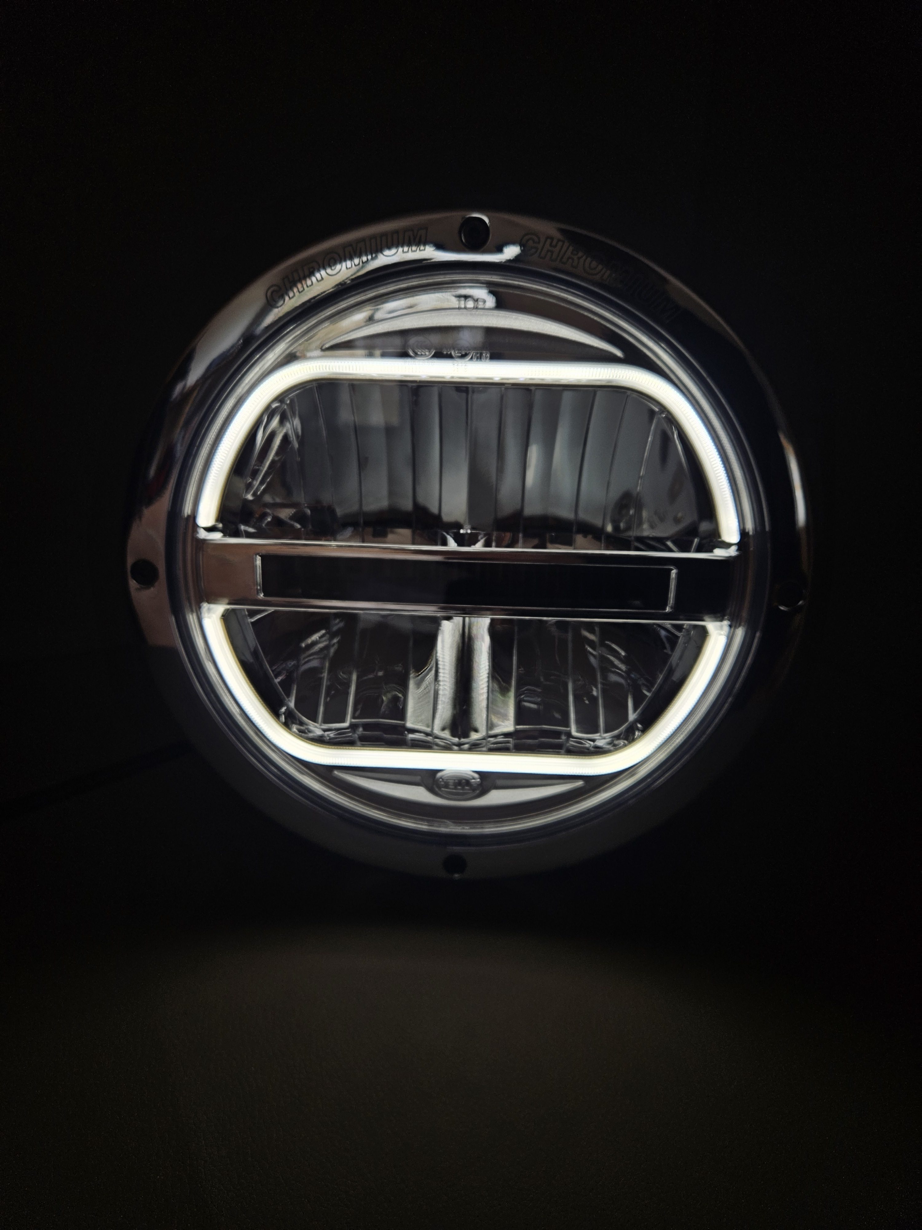 Feu de route Hella Luminator Chrome – Image 2